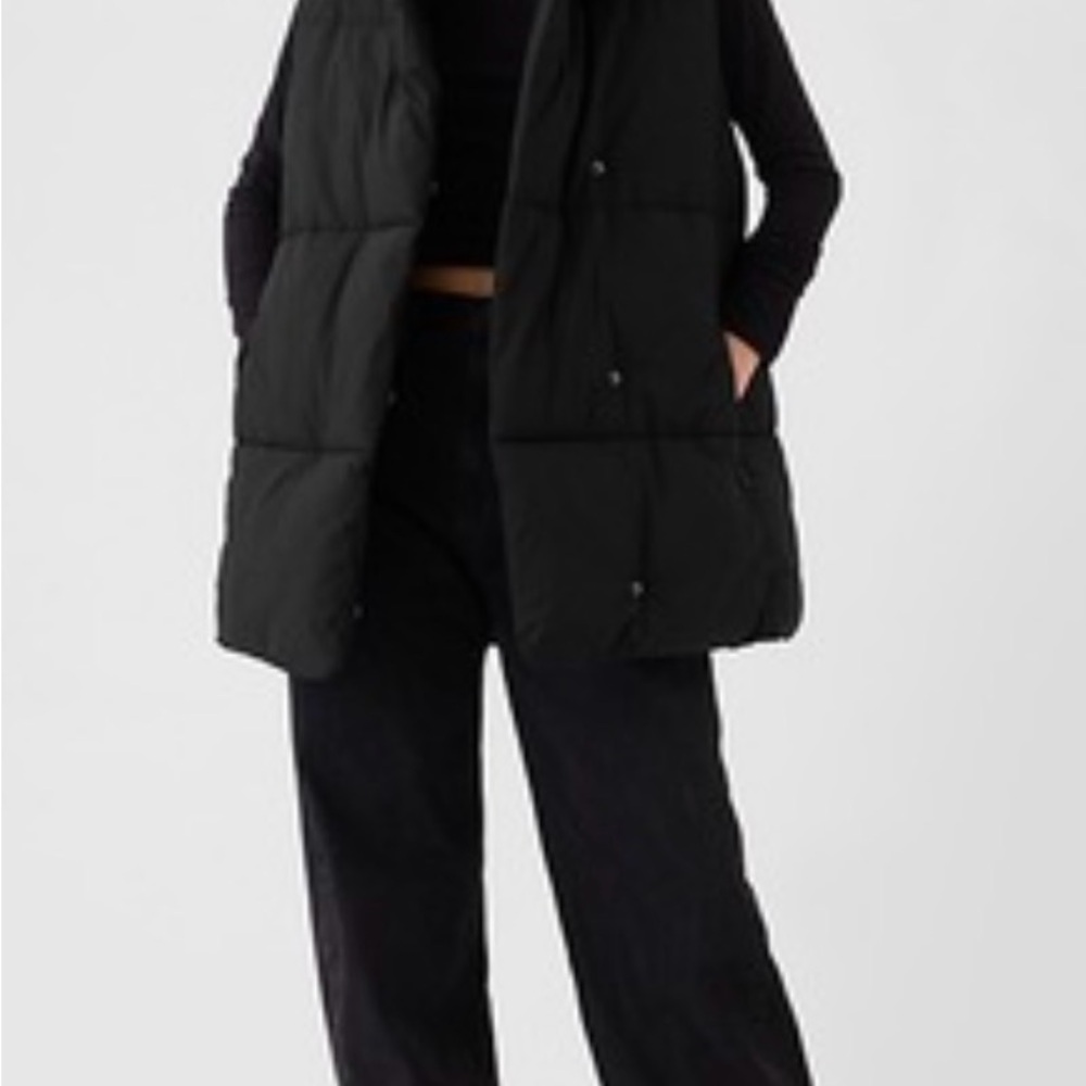 GAP Duvet puffer vest black L NEW WITH TAGS?